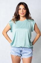 Load image into Gallery viewer, Ada Short Jeans - Light blue
