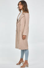 Load image into Gallery viewer, London Coat - Camel
